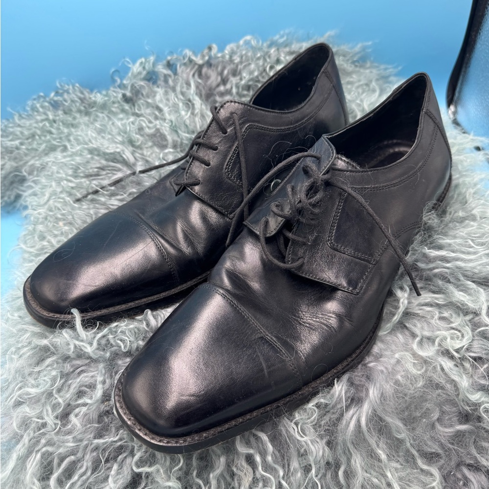 Johnston & Murphy Black Leather Oxfords
